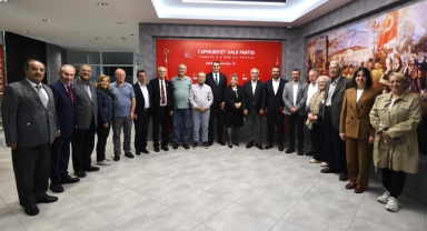 CHP İzmir'de tecrübe sahaya iniyor