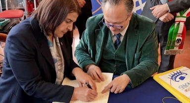 Napoli'de tarihi an: 'La Rotta dei Focei' uluslararası derneği kuruldu