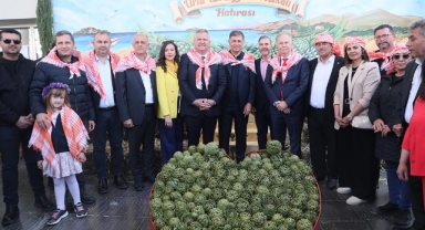 Urla Enginar Festivali coşkuyla başladı: Sokaklar şölene döndü
