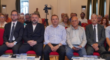 Ayvalık'ta geleceğin su politikaları tartışıldı