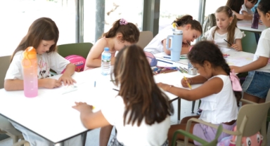 Bayraklı'da yaz okulu kayıtları başladı