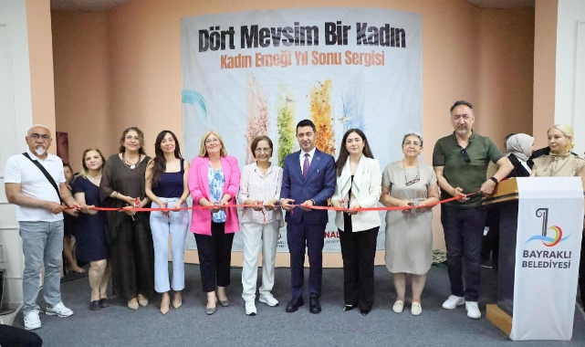 Bayraklı’nın üreten kadınları eserlerini sergiledi