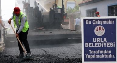 Urla'da yollar yenileniyor