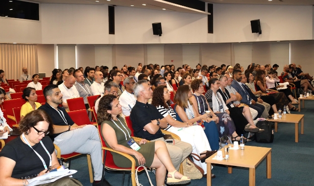 Küresel sorunlara İzmir’den ortak akıl