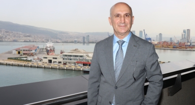 Milli irade ile güçlenen Türkiye ihracatla büyümeye devam ediyor