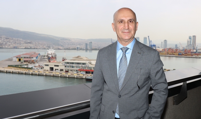 Milli irade ile güçlenen Türkiye ihracatla büyümeye devam ediyor