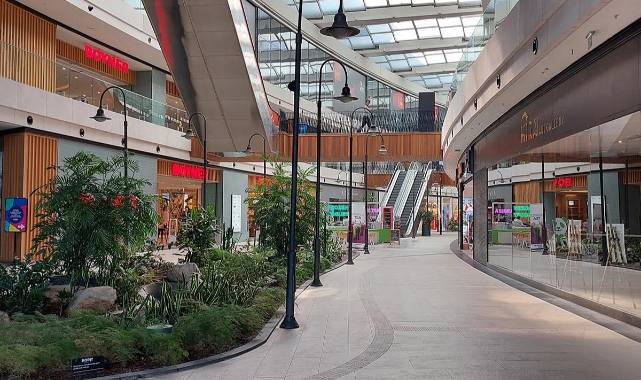 POINT BORNOVA’da yeni dönem başladı