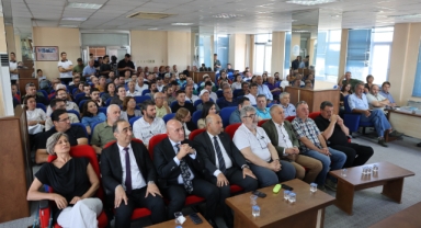 Zeytin sektörü Akhisar’da ortak akıl aradı